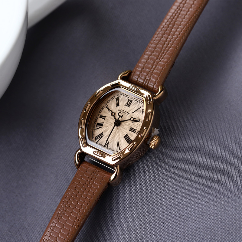 JULIUS-Relógio De Pulso De Cou - Luxury Watch Vintage avaliação e preço