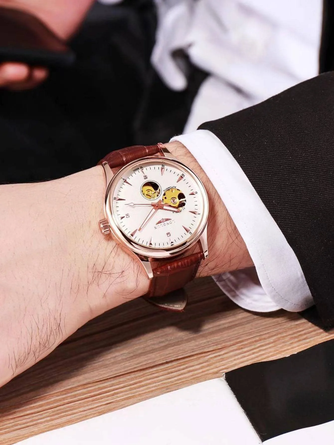 Relógio Automático LONGLUX Est - Luxury Watch On Sale avaliação e preço